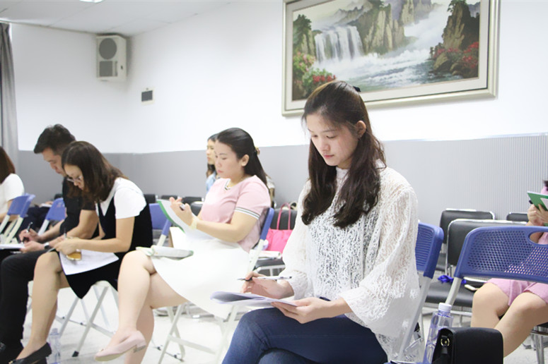 慧名师开课(慧名师开课老师可以窥屏吗)