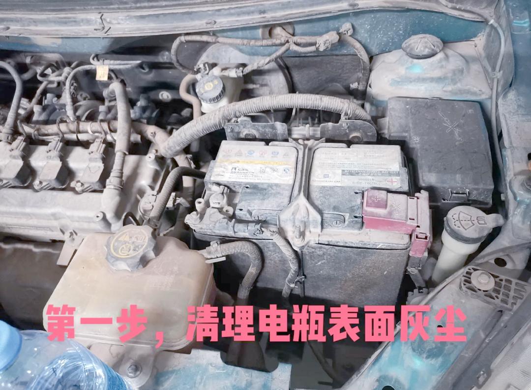 电瓶亏电怎么办(电瓶亏电怎么恢复)
