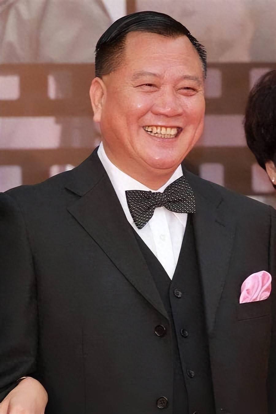 万梓良个人资料简介个(万梓良个人资料简介个 新闻)