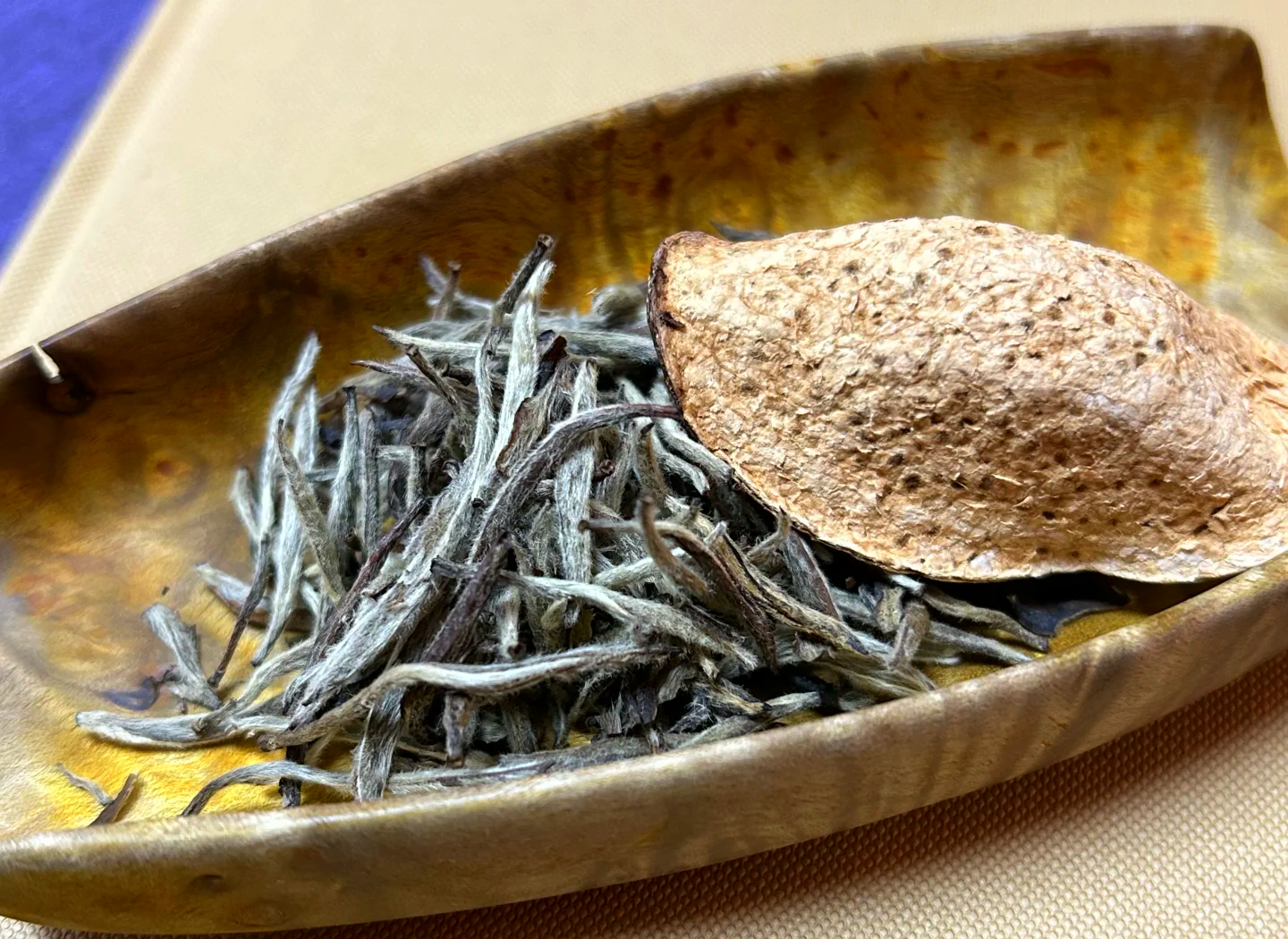 陈皮白茶怎么泡(陈皮白茶怎么泡水喝的正确方法视频)