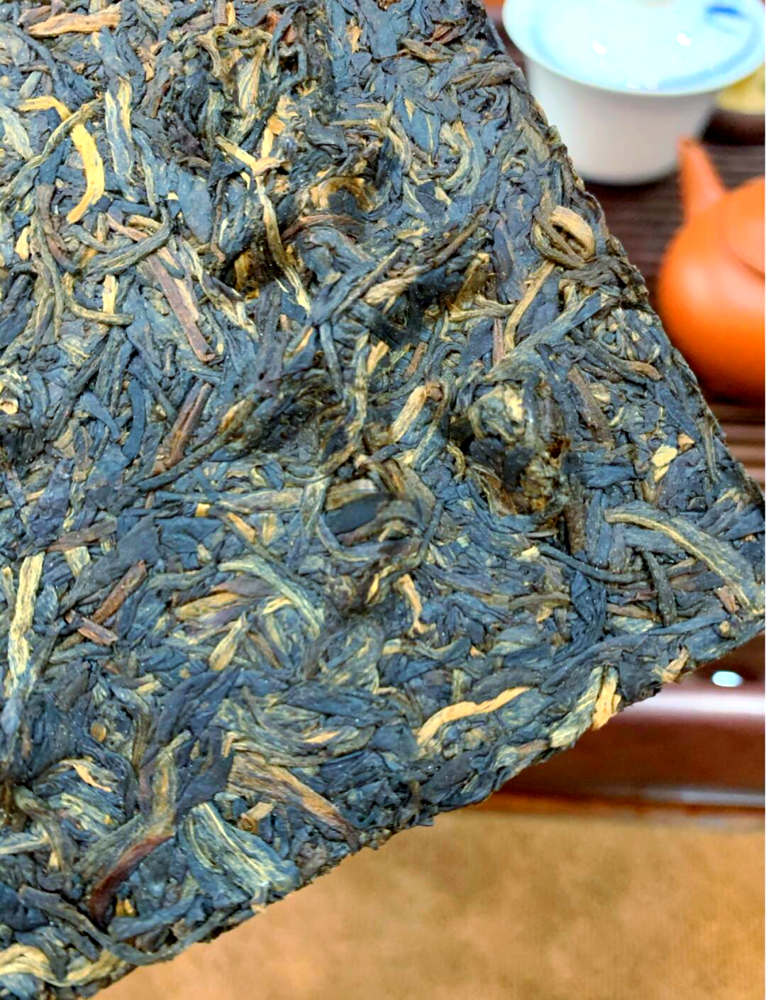 内蒙人喝的砖茶是什么茶(内蒙砖茶是寒性的还是热性的)
