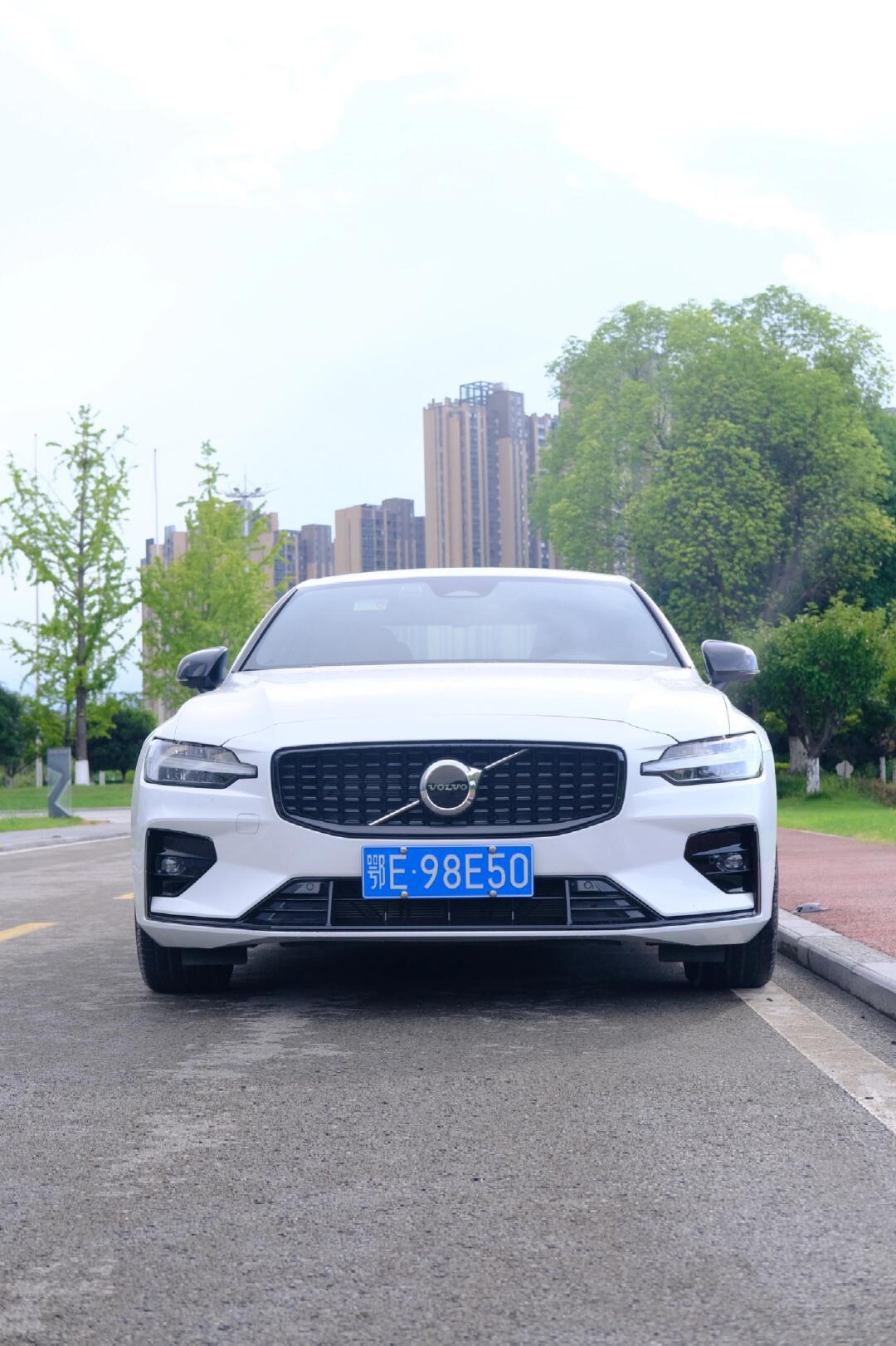 volvo汽车(Volvo汽车美国官网)
