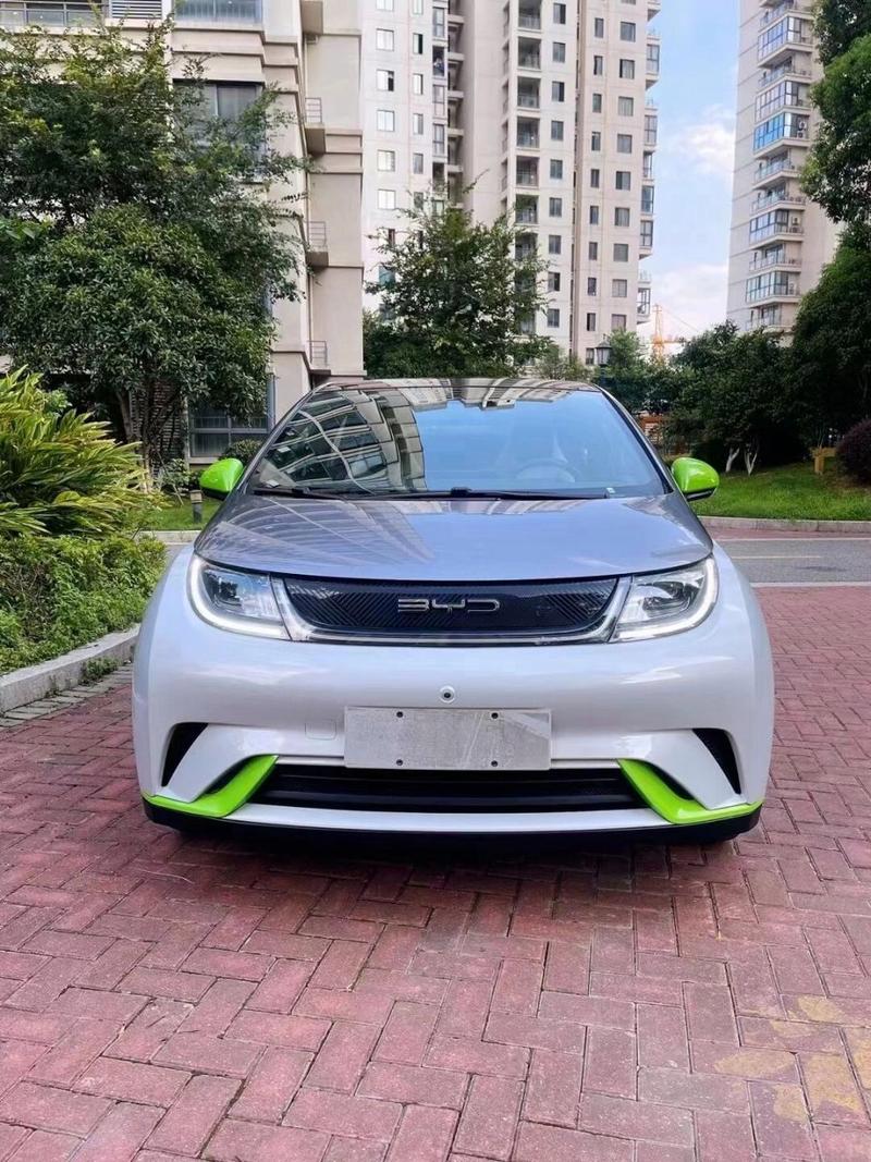 比亚迪10万左右的新能源汽车(比亚迪10万左右的新能源汽车推荐)