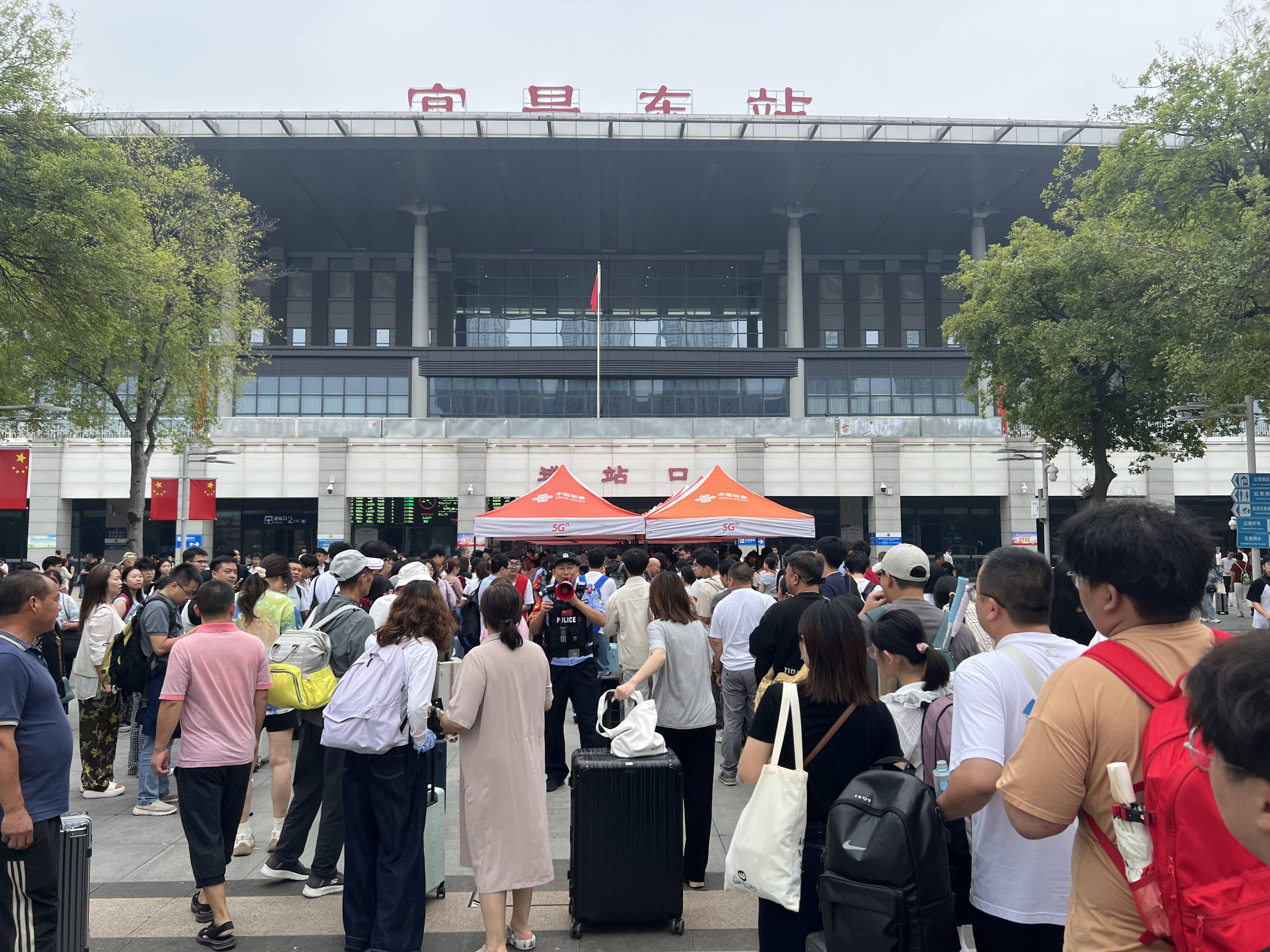宜昌长途汽车站(宜昌长途汽车站还在运行吗)