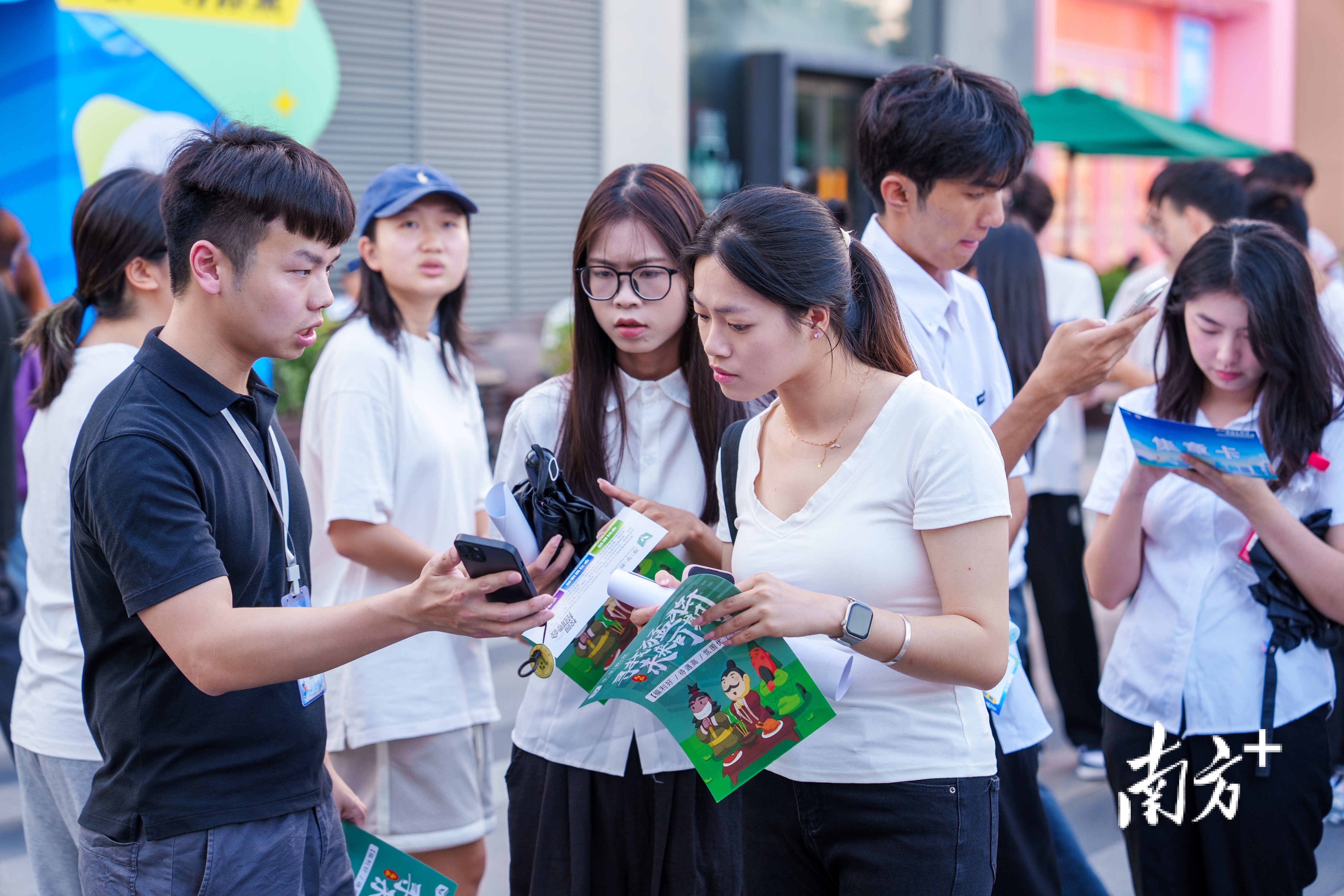 深圳大学招聘(深圳大学招聘网最新招聘)