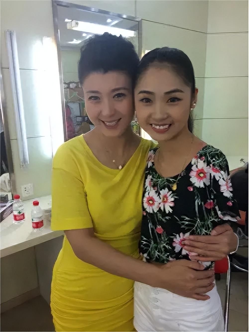 杨佩佩个人资料简历(杨佩佩个人资料简历图片) 杨佩佩个人资料简历(杨佩佩个人资料简历图片)