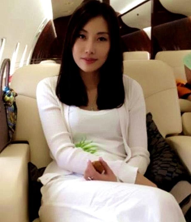 杨坤的老婆个人资料(杨坤的老婆个人资料简介)