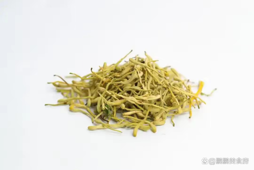 陈皮和金银花可以一起泡水喝吗(陈皮和金银花一起泡水有什么功效)
