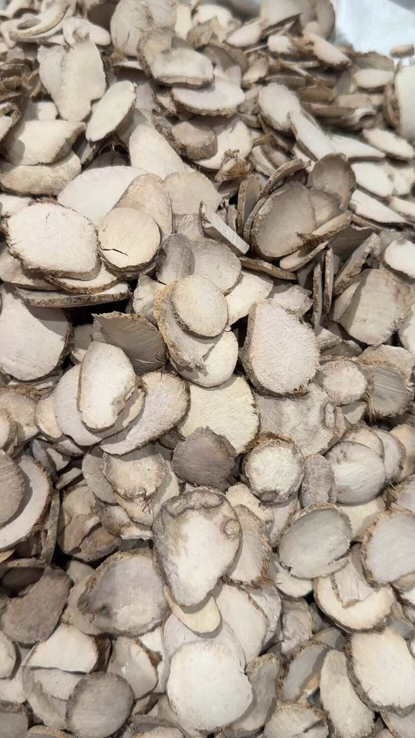 三棱图片(三棱图片植物)
