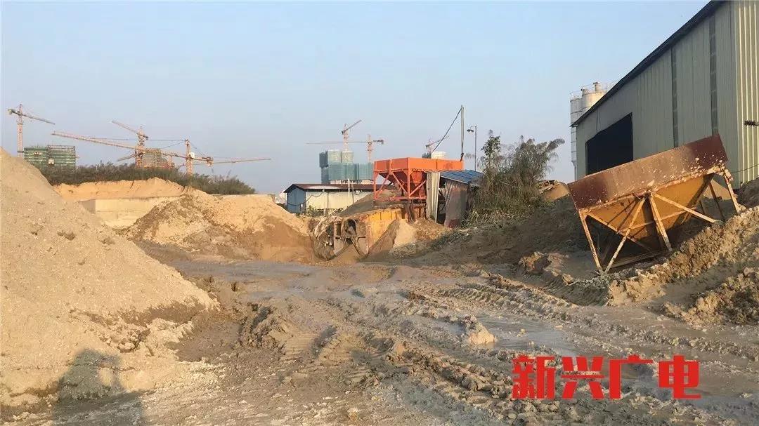 包含21ccnn新兴县人才网首页的词条