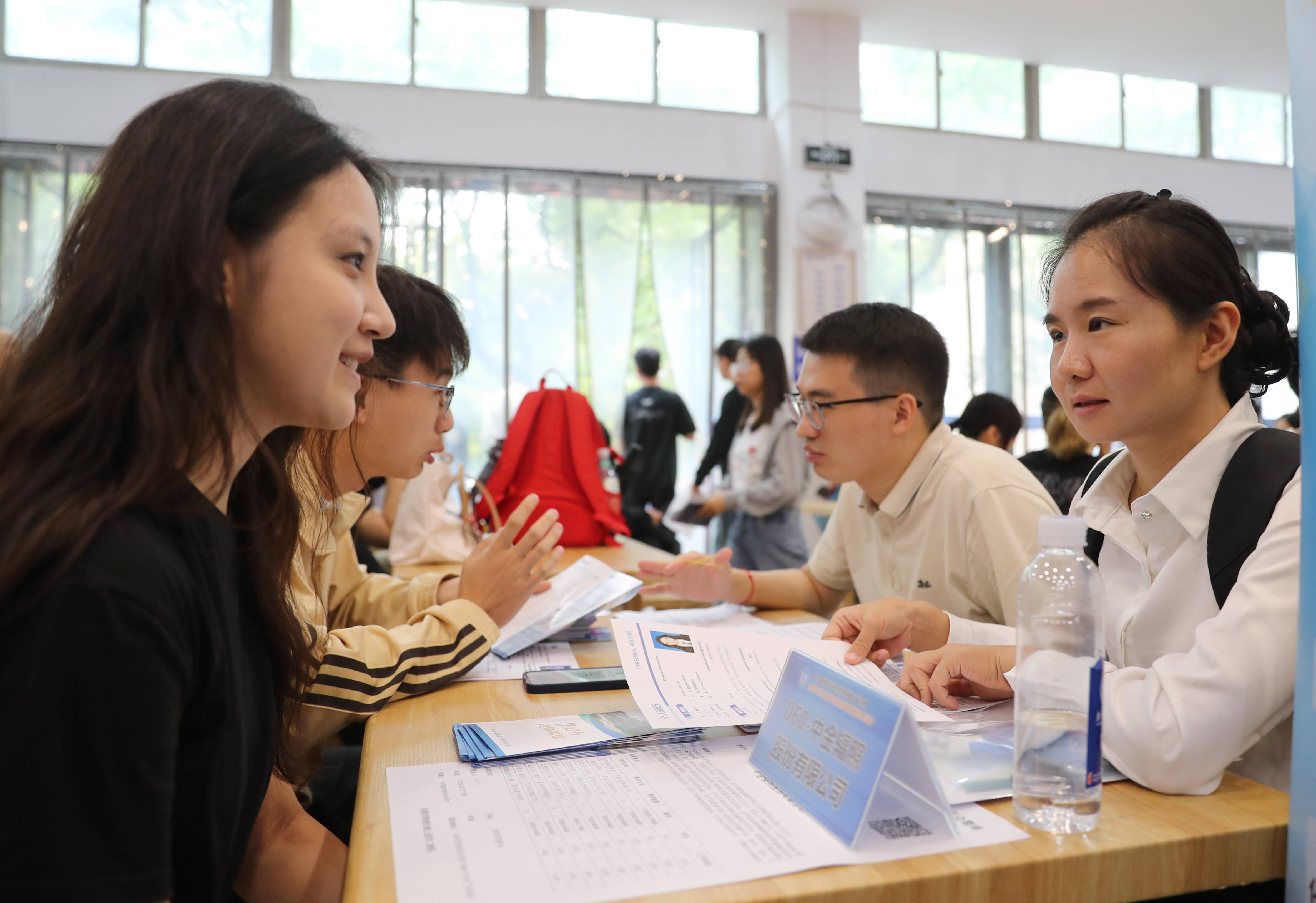 校园招聘会成功率大吗(校园招聘会成功率大吗为什么)