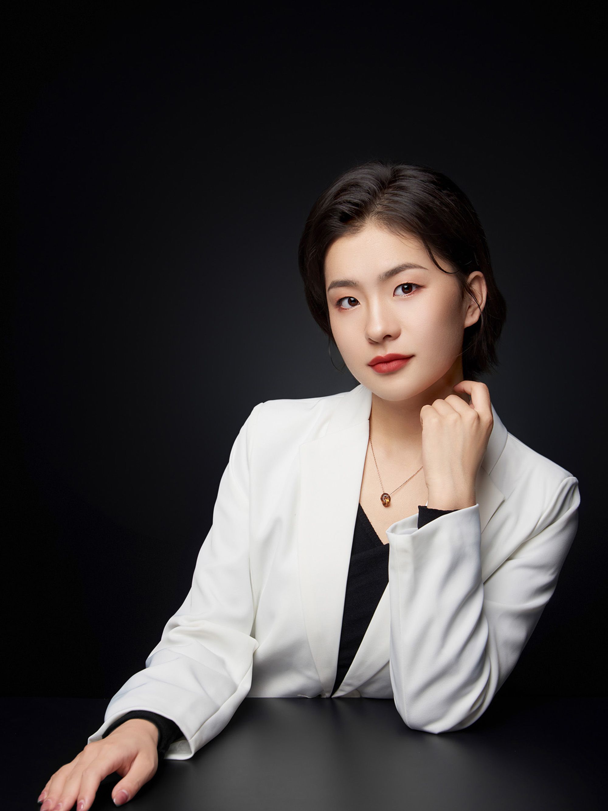 形象照姿势(形象照姿势女士气质) 形象照姿势(形象照姿势女士气质)